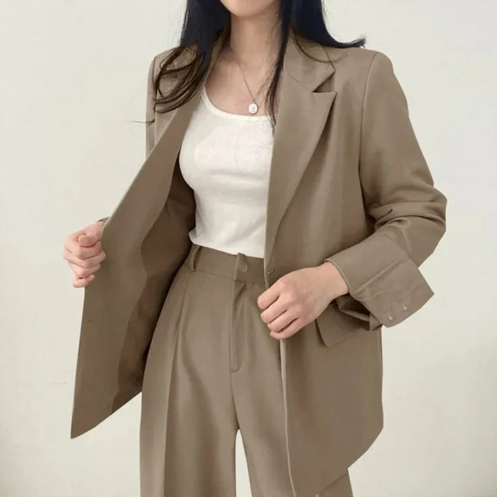 Women's 2-Piece Suit Set – Blazer with High-Waisted Trousers